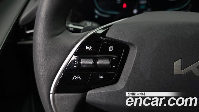 Kia Niro 2023 — photo 26