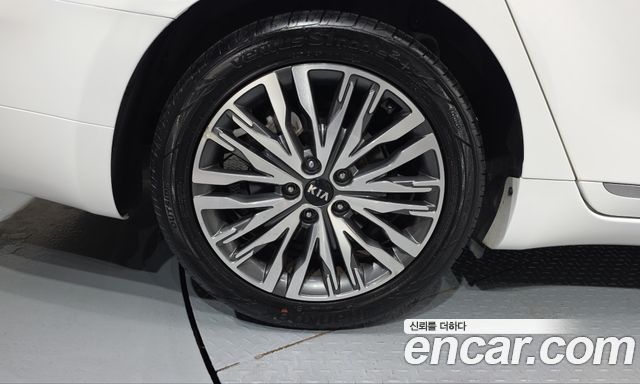 Kia K7 2020 — photo 5