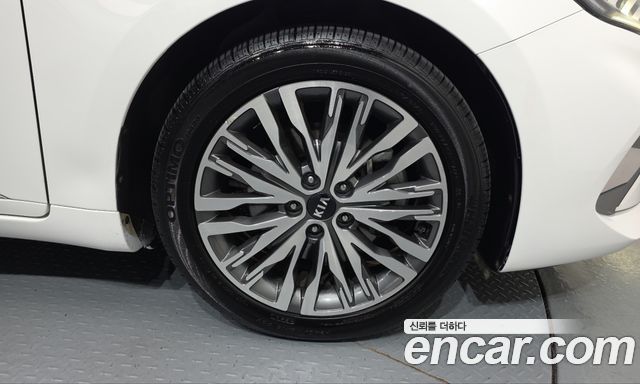Kia K7 2020 — photo 7