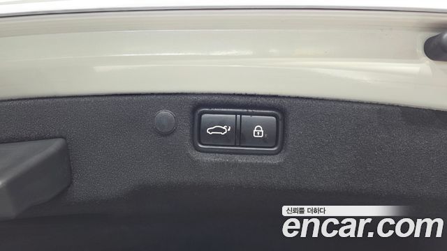 Kia K7 2020 — photo 27