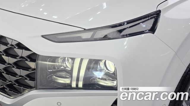 Hyundai Santafe 2022 — photo 8