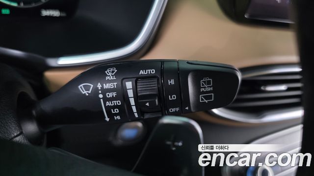 Hyundai Santafe 2022 — photo 29