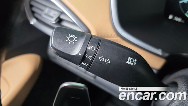 Hyundai Santafe 2022 — photo 34