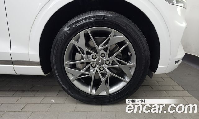 Genesis GV70 2021 — photo 7
