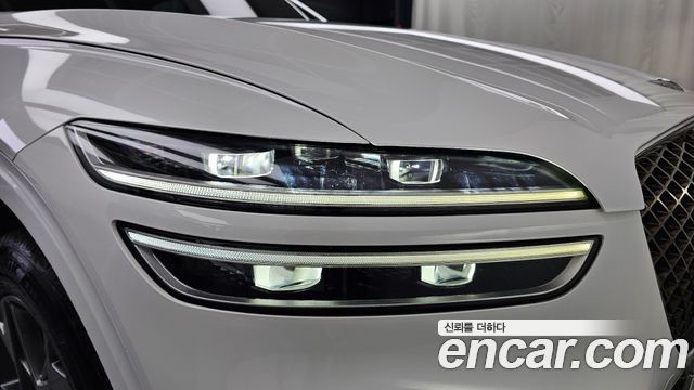 Genesis GV70 2021 — photo 8