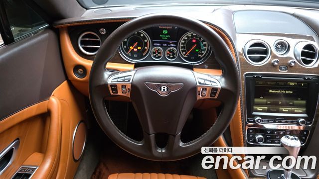 Bentley Continental 2016 — photo 13
