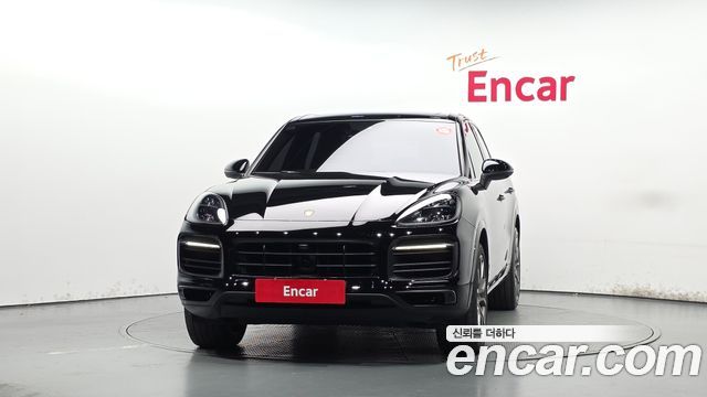 Porsche Cayenne 2020 — photo 3