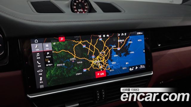 Porsche Cayenne 2020 — photo 21