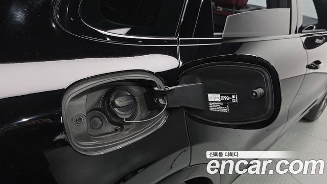 Porsche Cayenne 2020 — photo 37