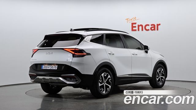 Kia Sportage 2022 — photo 2