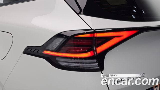 Kia Sportage 2022 — photo 9