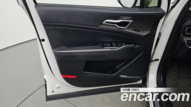 Kia Sportage 2022 — photo 14
