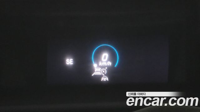 Mercedes-Benz E-Class 2022 — photo 23