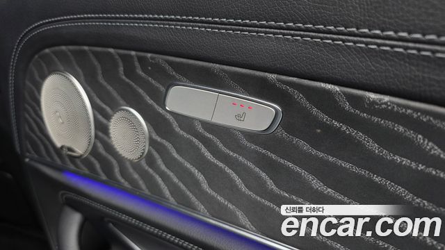 Mercedes-Benz E-Class 2022 — photo 36