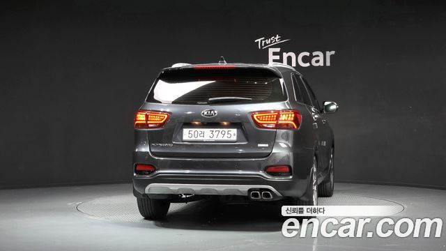 Kia Sorento 2019 — photo 4