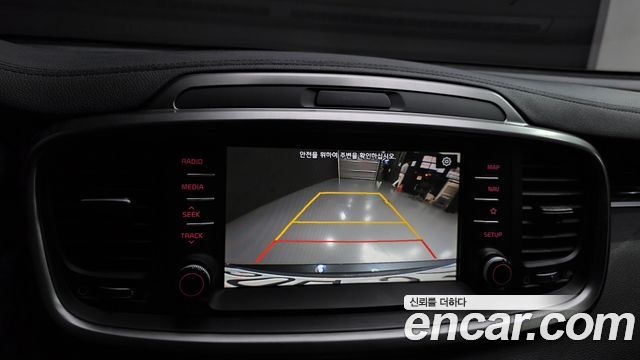 Kia Sorento 2019 — photo 10