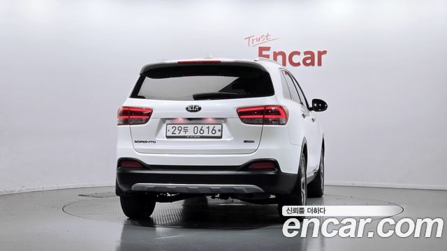 Kia Sorento 2016 — photo 4