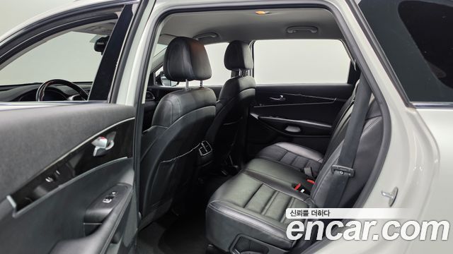 Kia Sorento 2016 — photo 11