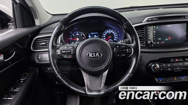 Kia Sorento 2016 — photo 13