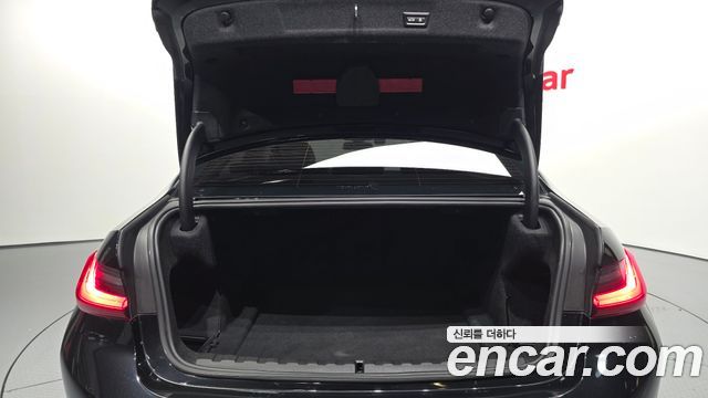 BMW 3-Series 2021 — photo 26