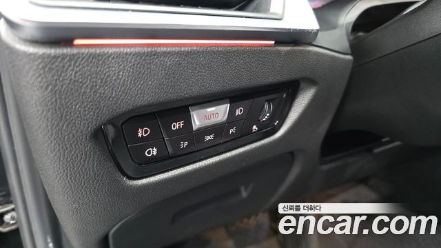BMW 3-Series 2021 — photo 27