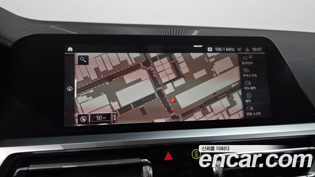 BMW 3-Series 2021 — photo 34