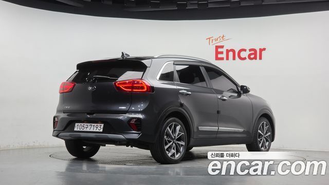 Kia Niro 2020 — photo 2