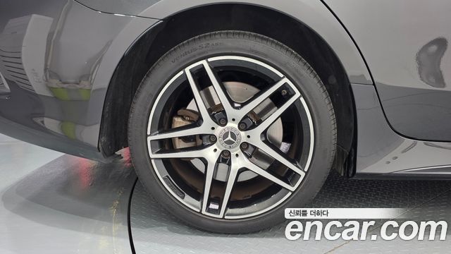 Mercedes-Benz CLS-Class 2022 — photo 5