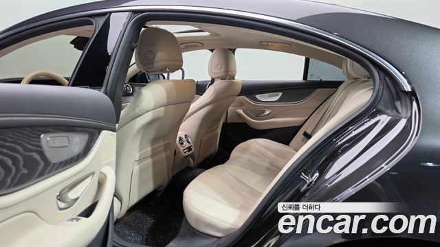 Mercedes-Benz CLS-Class 2022 — photo 17