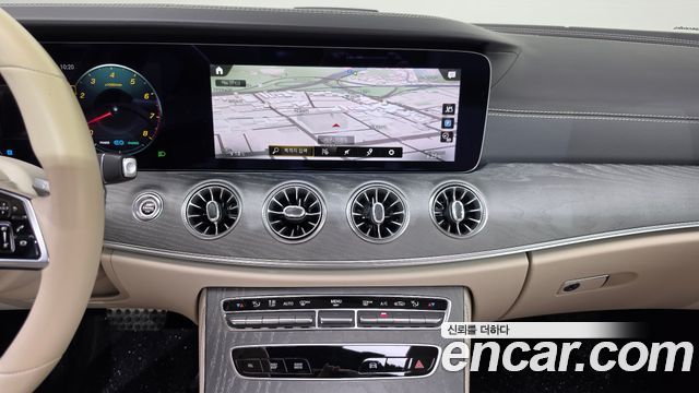 Mercedes-Benz CLS-Class 2022 — photo 18
