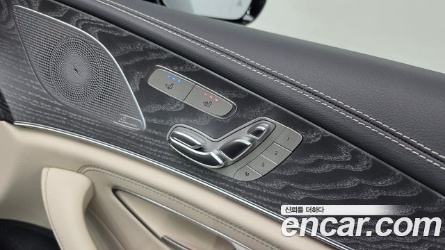 Mercedes-Benz CLS-Class 2022 — photo 26