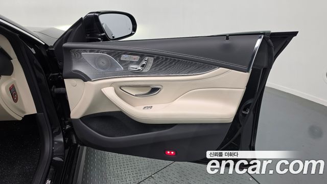Mercedes-Benz CLS-Class 2022 — photo 14