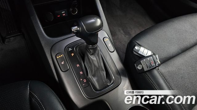 Kia K3 2015 — photo 12