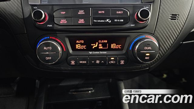 Kia K3 2015 — photo 23