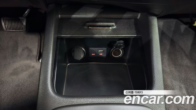 Kia K3 2015 — photo 29