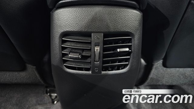 Kia K3 2015 — photo 30