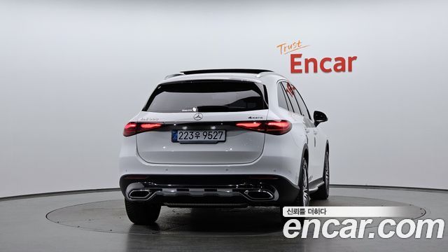 Mercedes-Benz GLC-Class 2025 — photo 4