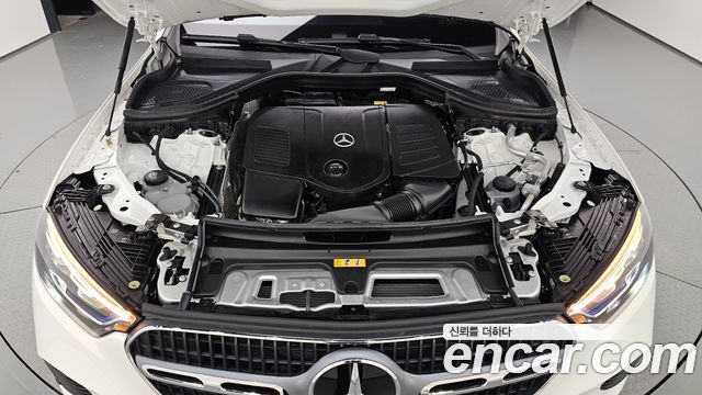 Mercedes-Benz GLC-Class 2025 — photo 6