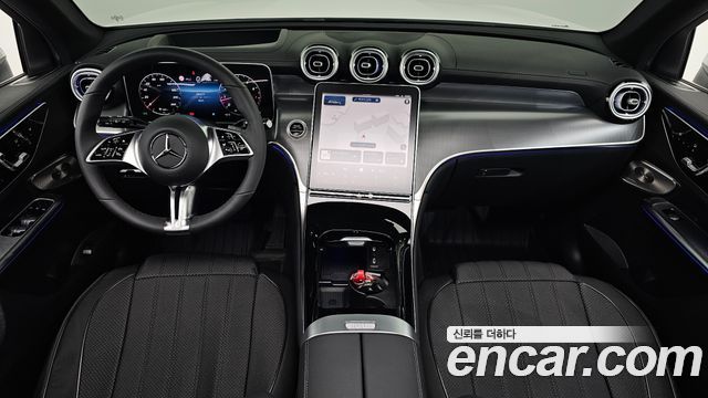 Mercedes-Benz GLC-Class 2025 — photo 10