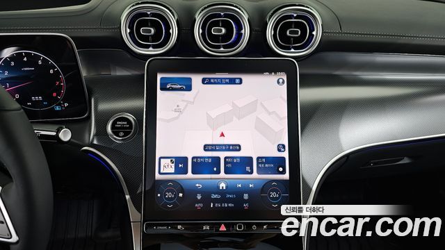 Mercedes-Benz GLC-Class 2025 — photo 20