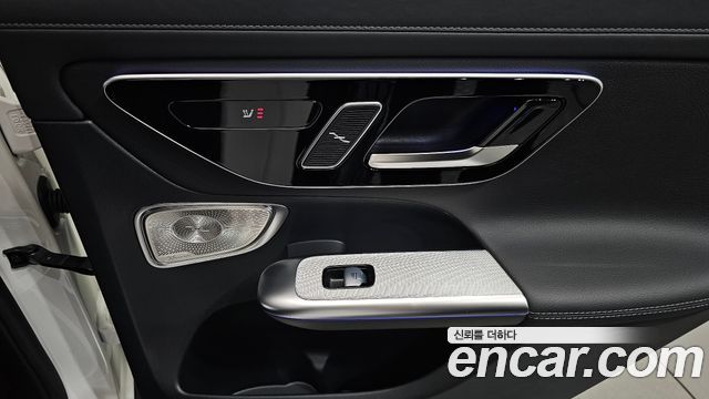 Mercedes-Benz GLC-Class 2025 — photo 30