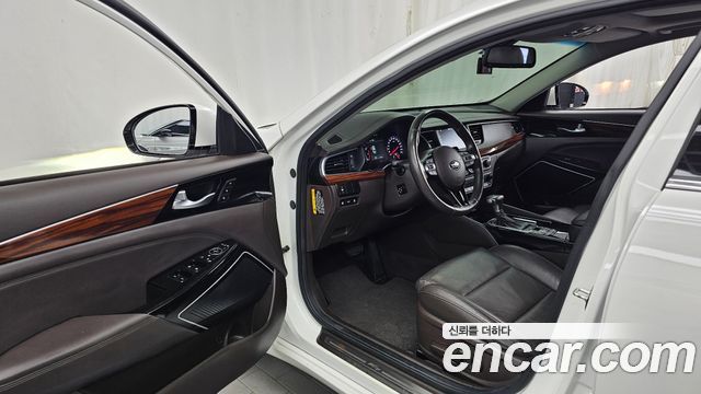 Kia K7 2017 — photo 10