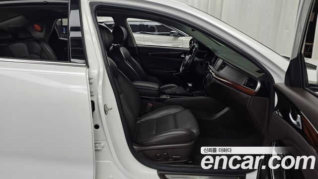 Kia K7 2017 — photo 11