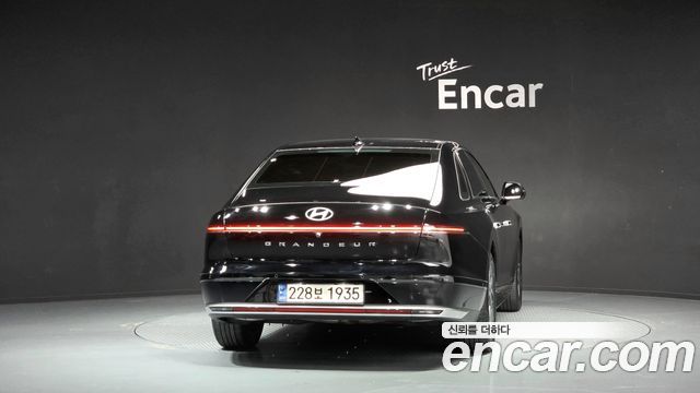 Hyundai Grandeur 2023 — photo 4