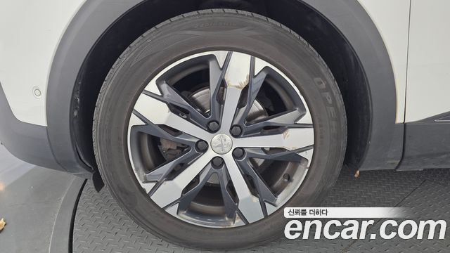 Peugeot 5008 2018 — photo 5