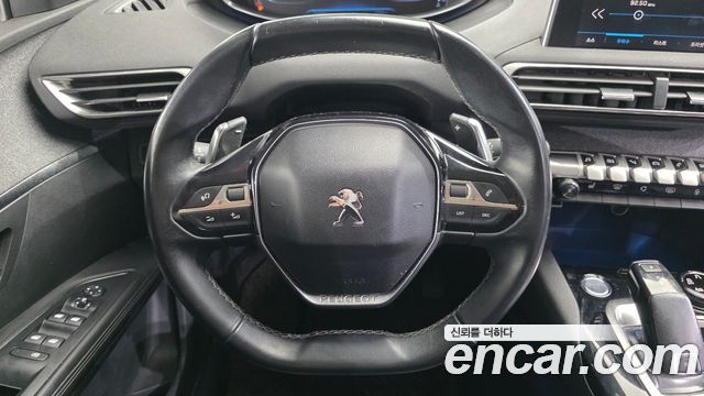 Peugeot 5008 2018 — photo 19