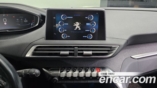 Peugeot 5008 2018 — photo 20