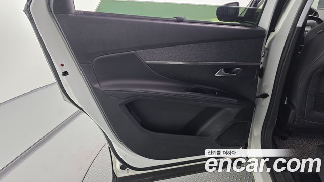 Peugeot 5008 2018 — photo 15