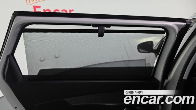 Peugeot 5008 2018 — photo 27