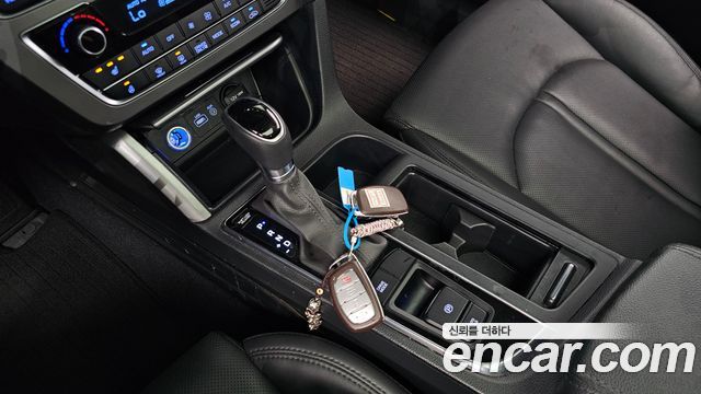 Hyundai Sonata 2017 — photo 9